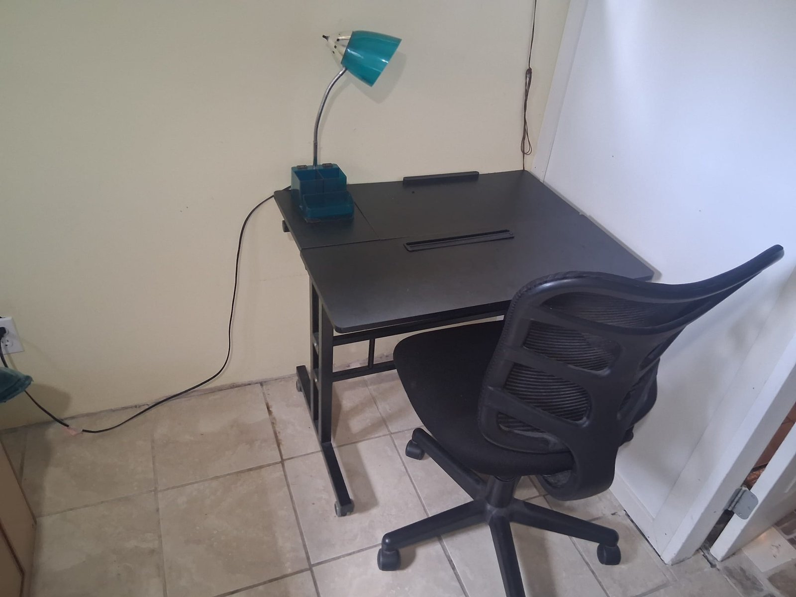Fig Room Desk